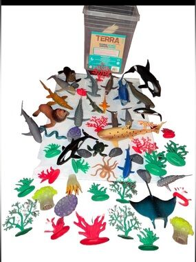 TERRA by Battat MARINE WORLD Playset Bucket 55 Pc. Shark Whale Ocean Plants Seal